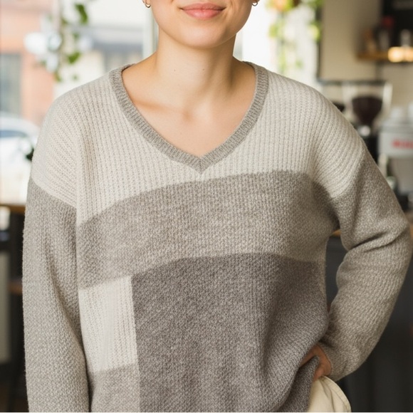 Kismet Casual V Neck Pullover Sweater in Neutral Grey Cream Colours - Picture 1 of 16